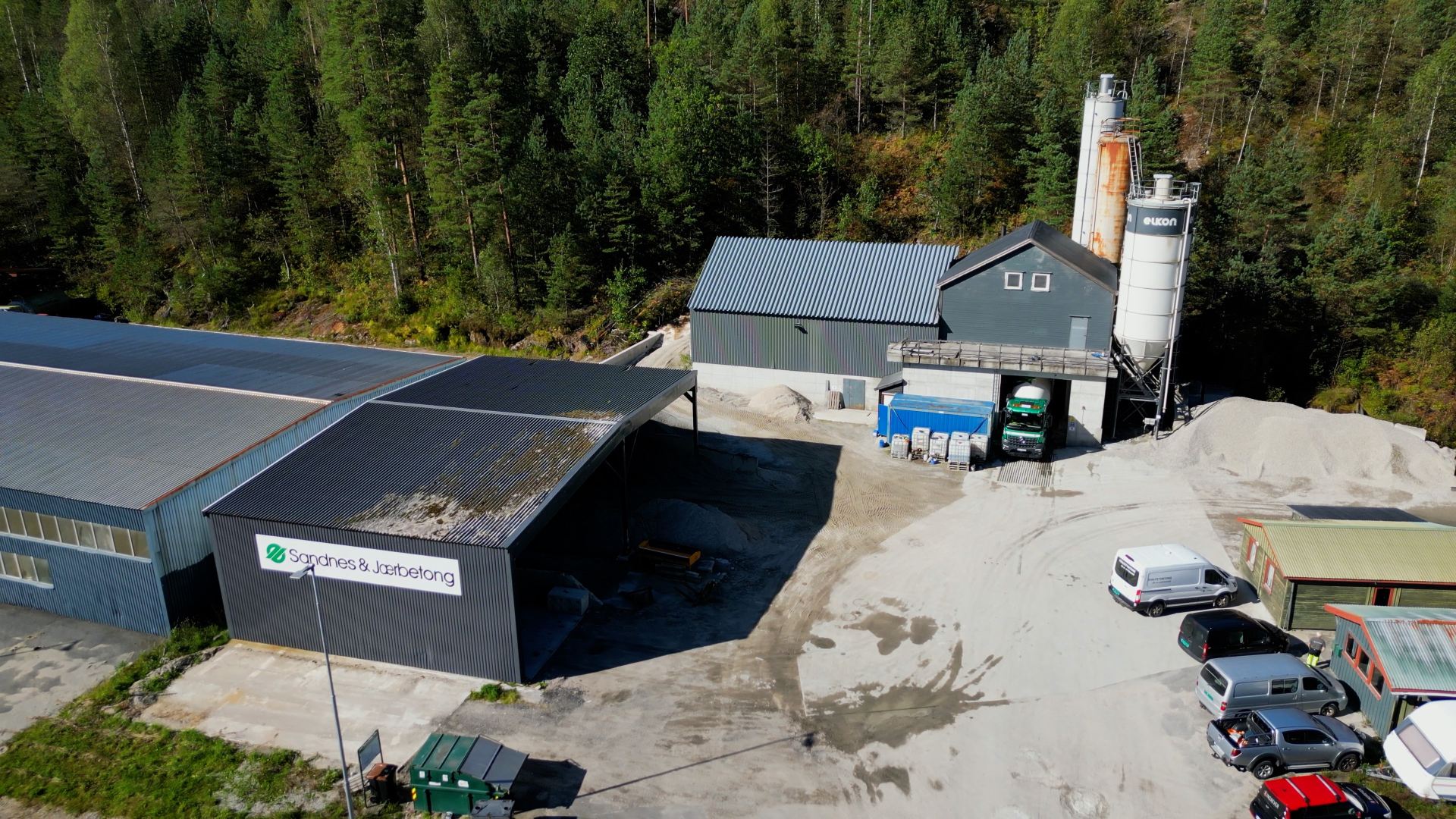 Oversikts bilde av blandeverk i Jørpeland